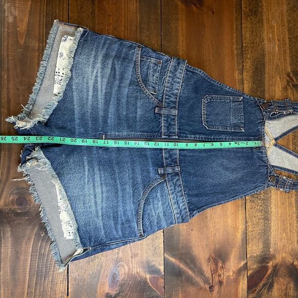 Free People Sunkissed Denim Short Overalls Zipper Front Women's 10 Shortalls - Picture 13 of 13